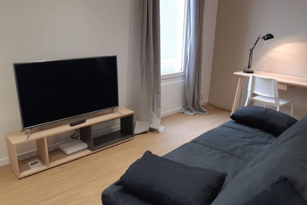 Appartamento Monti Hypercentre Parking, Wifi Montivilliers Esterno foto